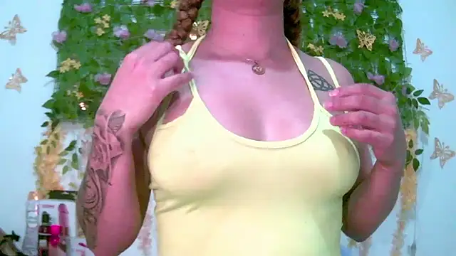 Crysrus online show from March 22, 2026, 9:05 pm