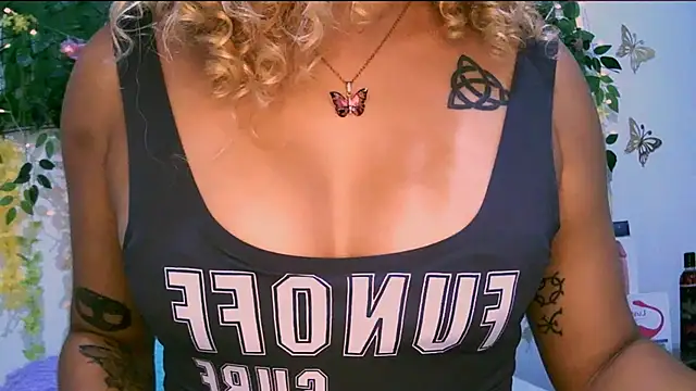 Crysrus online show from March 11, 2025, 3:36 am