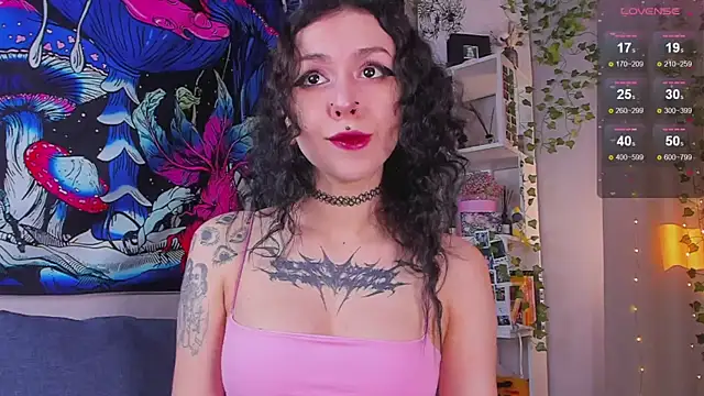 Grace Walker online show from May 8, 2026, 4:27 am
