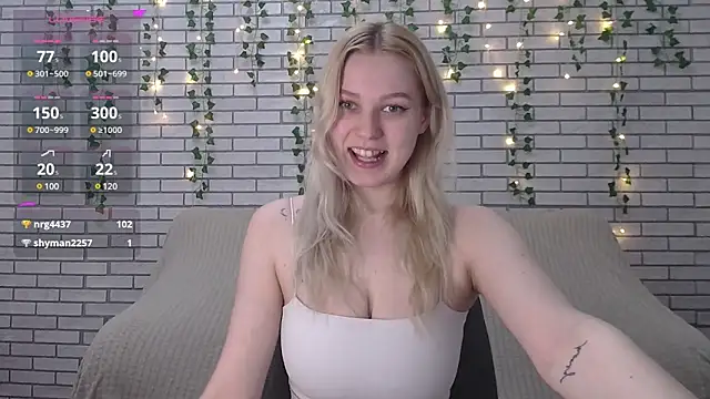 EmiliaDuchess online show from February 20, 2025, 6:50 am