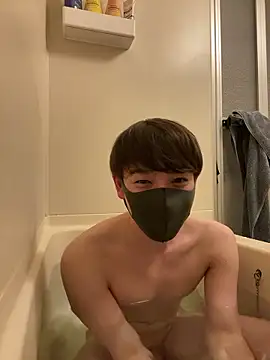 poketkuma online show from December 17, 2025, 3:50 pm