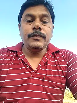 Snapshot of Srmotrs chatting on May 7, 2026, 1:43 am Srmotrs online show from May 7, 2026, 1:43 am