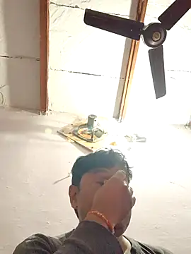 Srmotrs online show from November 18, 2025, 1:32 am