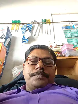 Srmotrs online show from December 15, 2025, 7:47 am