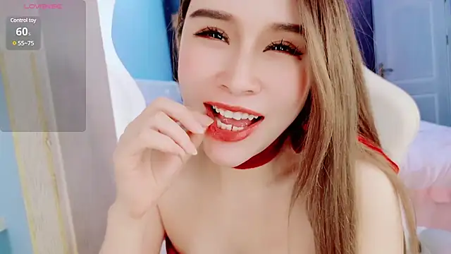 HU131452 online show from February 14, 2025, 1:45 am