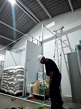 hansdevils online show from November 29, 2025, 8:31 pm