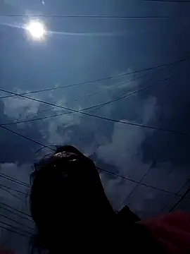 Snapshot of Maite_xx chatting on March 10, 2025, 5:50 pm Maite xx online show from March 10, 2025, 5:50 pm