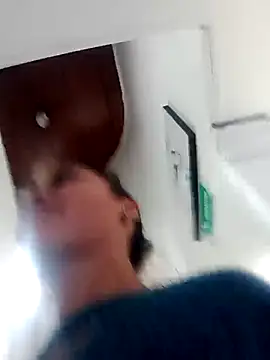 Snapshot of Maite_xx chatting on February 22, 2025, 7:25 pm Maite xx online show from February 22, 2025, 7:25 pm