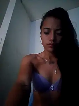 Snapshot of Maite_xx chatting on February 21, 2025, 12:27 pm Maite xx online show from February 21, 2025, 12:27 pm