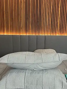 EmiilyAdams  online show from January 16, 2026, 10:36 pm