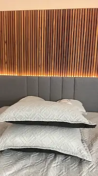 Snapshot of EmiilyAdams_ chatting on March 3, 2026, 9:55 pm EmiilyAdams online show from March 3, 2026, 9:55 pm