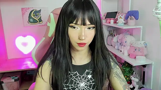 Snapshot of Artic_love chatting on October 8, 2025, 12:45 am Artic love online show from October 8, 2025, 12:45 am