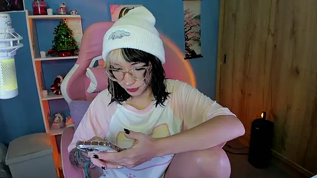 Snapshot of Artic_love chatting on March 4, 2025, 7:08 am Artic love online show from March 4, 2025, 7:08 am