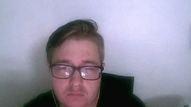 bisexualboy05 online show from January 10, 2026, 8:59 pm