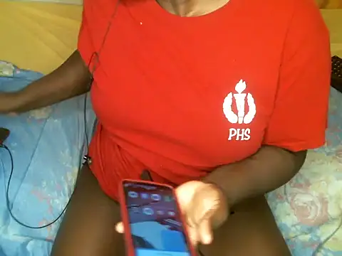 Snapshot of Blackqueen341 chatting on April 17, 2026, 2:31 pm Blackqueen341 online show from April 17, 2026, 2:31 pm