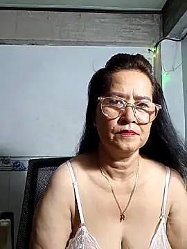 Snapshot of phnz chatting on March 5, 2026, 7:54 pm phnz online show from March 5, 2026, 7:54 pm