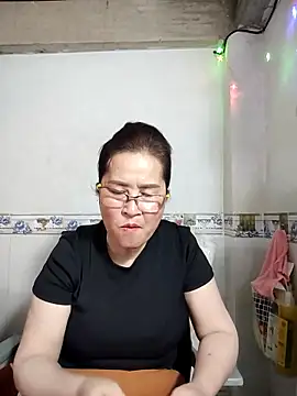 phnz online show from September 12, 2025, 6:02 am