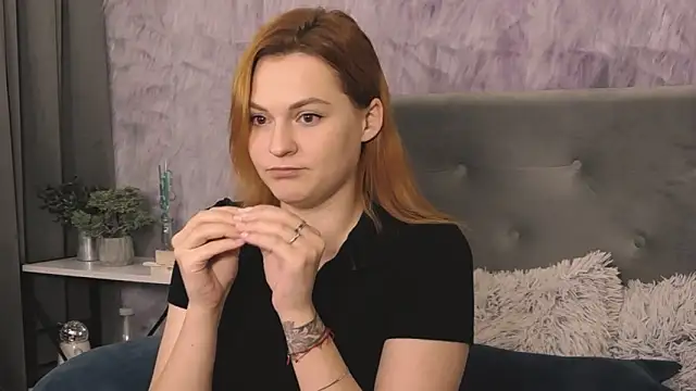 Snapshot of DemiLeaf chatting on February 1, 2025, 1:09 pm DemiLeaf online show from February 1, 2025, 1:09 pm