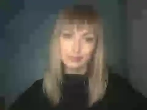 Snapshot of EffectMaya chatting on October 16, 2025, 5:32 pm EffectMaya online show from October 16, 2025, 5:32 pm