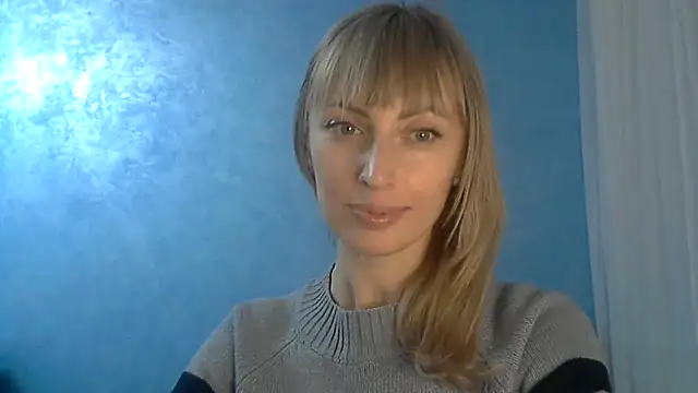 Snapshot of EffectMaya chatting on March 12, 2025, 7:36 pm EffectMaya online show from March 12, 2025, 7:36 pm