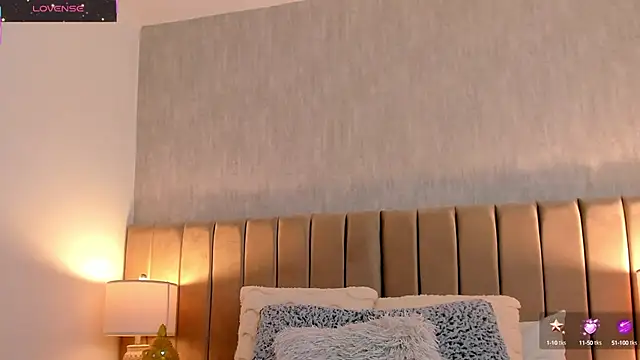 Snapshot of Victoria_romanox chatting on March 11, 2025, 11:26 pm Victoria romanox online show from March 11, 2025, 11:26 pm