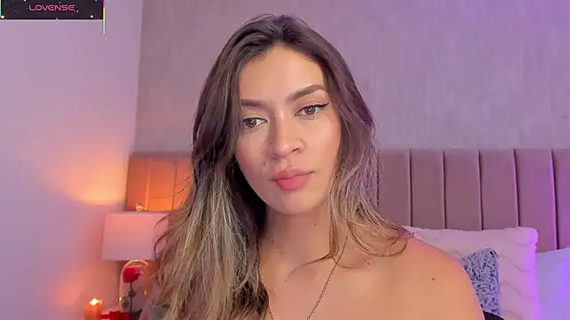 Snapshot of Victoria_romanox chatting on March 8, 2025, 9:18 pm Victoria romanox online show from March 8, 2025, 9:18 pm