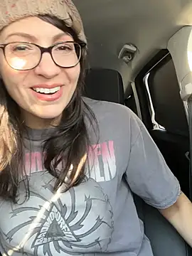 BeautifulMesss online show from February 8, 2026, 2:37 pm