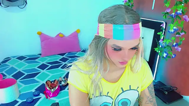 TaylorMon online show from December 22, 2025, 7:36 pm