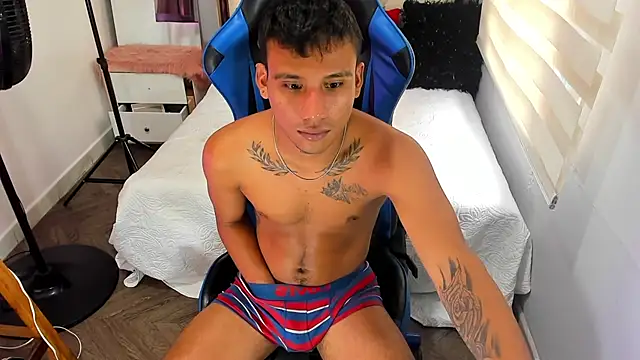 Snapshot of Backsex_boy chatting on September 14, 2025, 4:29 pm Backsex boy online show from September 14, 2025, 4:29 pm
