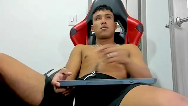 Backsex boy online show from February 20, 2026, 8:33 pm