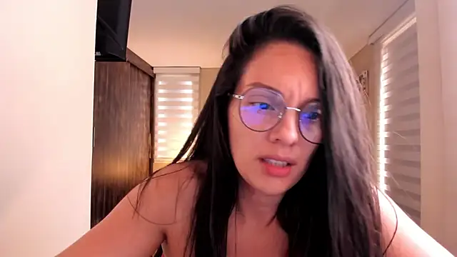 anabel 025 online show from March 19, 2025, 6:12 pm