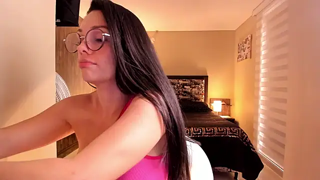 anabel 025 online show from March 19, 2025, 9:48 pm