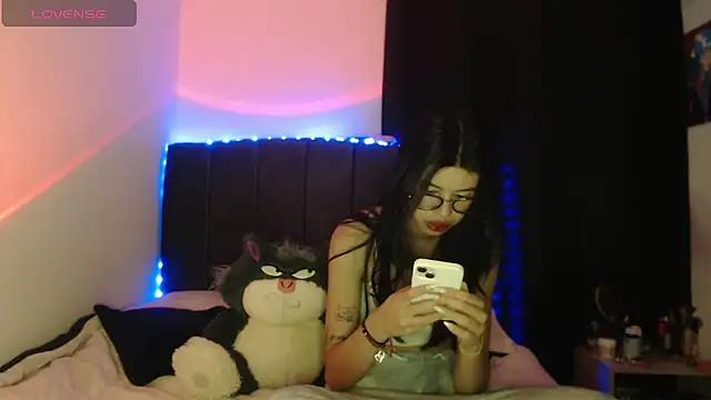 ily bea online show from December 20, 2025, 1:52 am