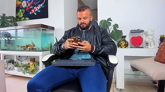 Johnnygrayson1 online show from October 11, 2025, 9:49 pm