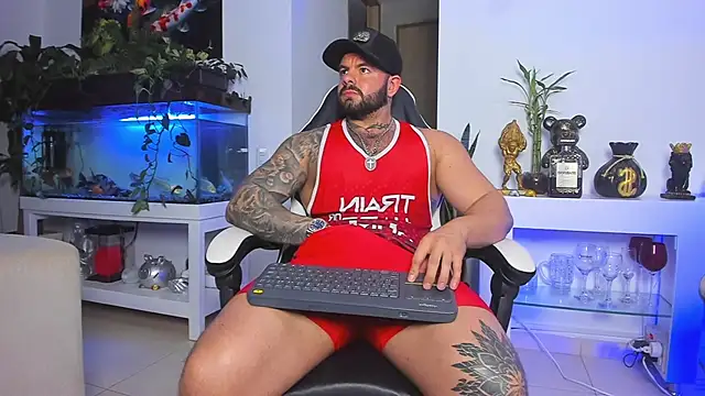 Snapshot of Johnnygrayson1 chatting on February 4, 2026, 1:44 am Johnnygrayson1 online show from February 4, 2026, 1:44 am