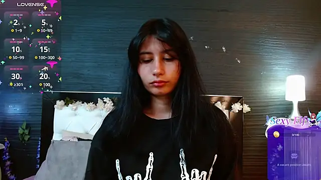 Snapshot of NayeCloud chatting on March 13, 2025, 3:44 am NayeCloud online show from March 13, 2025, 3:44 am