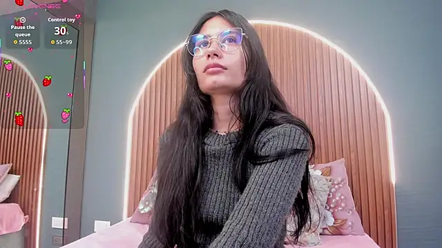 Snapshot of NayeCloud chatting on November 16, 2025, 3:33 am NayeCloud online show from November 16, 2025, 3:33 am