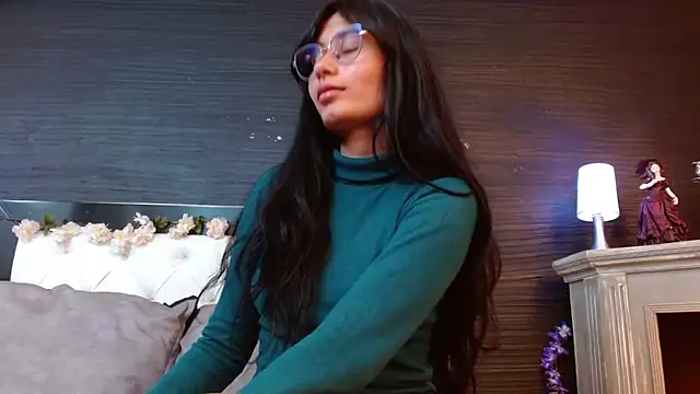 Snapshot of NayeCloud chatting on March 15, 2025, 10:03 am NayeCloud online show from March 15, 2025, 10:03 am