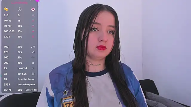 Snapshot of Sabrina_Lennox chatting on June 18, 2026, 6:13 pm Sabrina Lennox online show from June 18, 2026, 6:13 pm