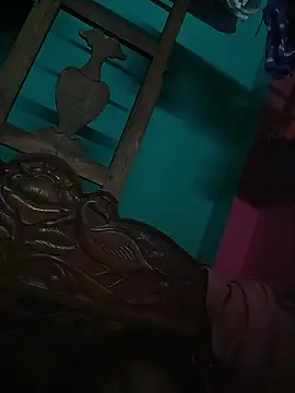 Snapshot of hairipussy2 chatting on January 8, 2026, 4:18 am hairipussy2 online show from January 8, 2026, 4:18 am