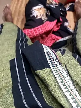 Snapshot of hairipussy2 chatting on February 25, 2025, 9:09 am hairipussy2 online show from February 25, 2025, 9:09 am