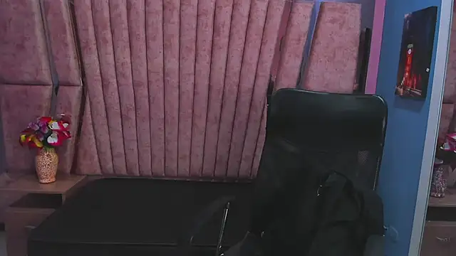 Jasmin Skinny online show from February 16, 2025, 2:42 am