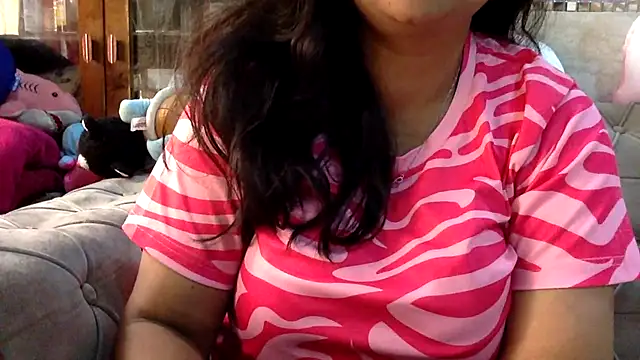 Snapshot of HaaniKaur chatting on April 9, 2026, 4:36 am HaaniKaur online show from April 9, 2026, 4:36 am