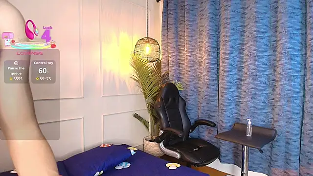 Snapshot of luandy chatting on November 24, 2025, 7:25 pm luandy online show from November 24, 2025, 7:25 pm