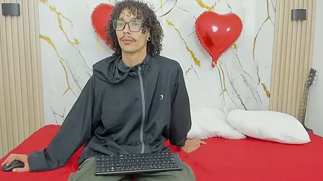 KittyStarmorbid online show from February 14, 2026, 11:16 pm