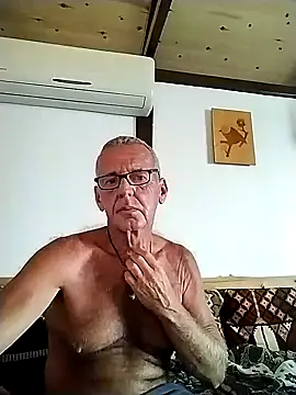 Freddy1962 online show from February 4, 2025, 3:04 pm