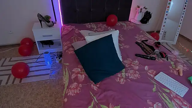 Snapshot of CassieEvans chatting on February 27, 2025, 9:50 am CassieEvans online show from February 27, 2025, 9:50 am