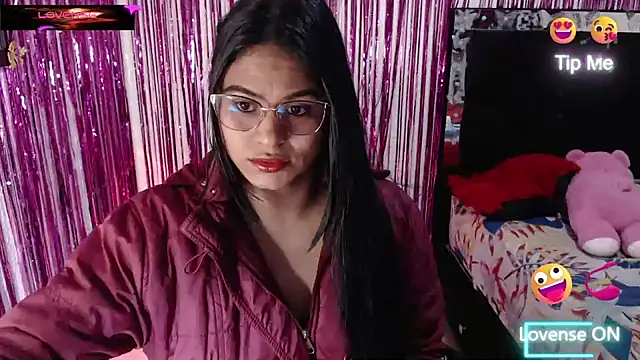 Snapshot of SweetAlmaa chatting on July 18, 2026, 10:57 am SweetAlmaa online show from July 18, 2026, 10:57 am