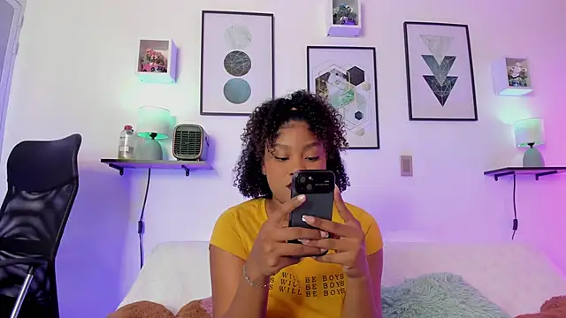 Snapshot of ohrianagibson chatting on December 3, 2024, 12:30 am ohrianagibson online show from December 3, 2024, 12:30 am