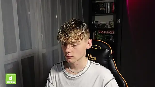 Snapshot of Keytaro chatting on November 11, 2025, 11:31 pm Keytaro online show from November 11, 2025, 11:31 pm